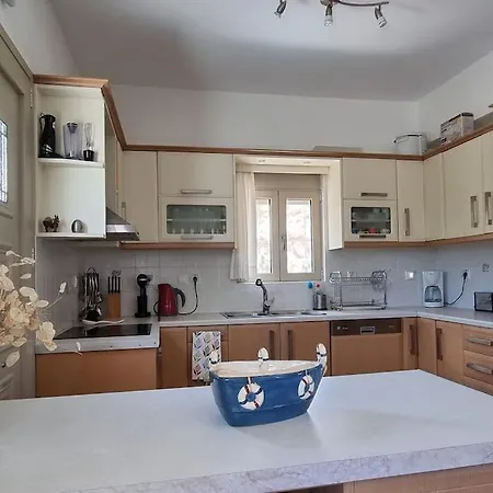 Stunning View In Sami 펜션 *