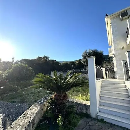 Stunning View In Sami 펜션 Chaliotata